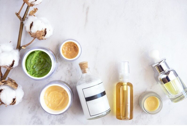 Tips Memilih Produk Skincare untuk kulit Berjerawat